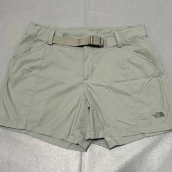 The North Face Pants - The North Face Shorts Womens 6 Belted Hybrid (H-3)